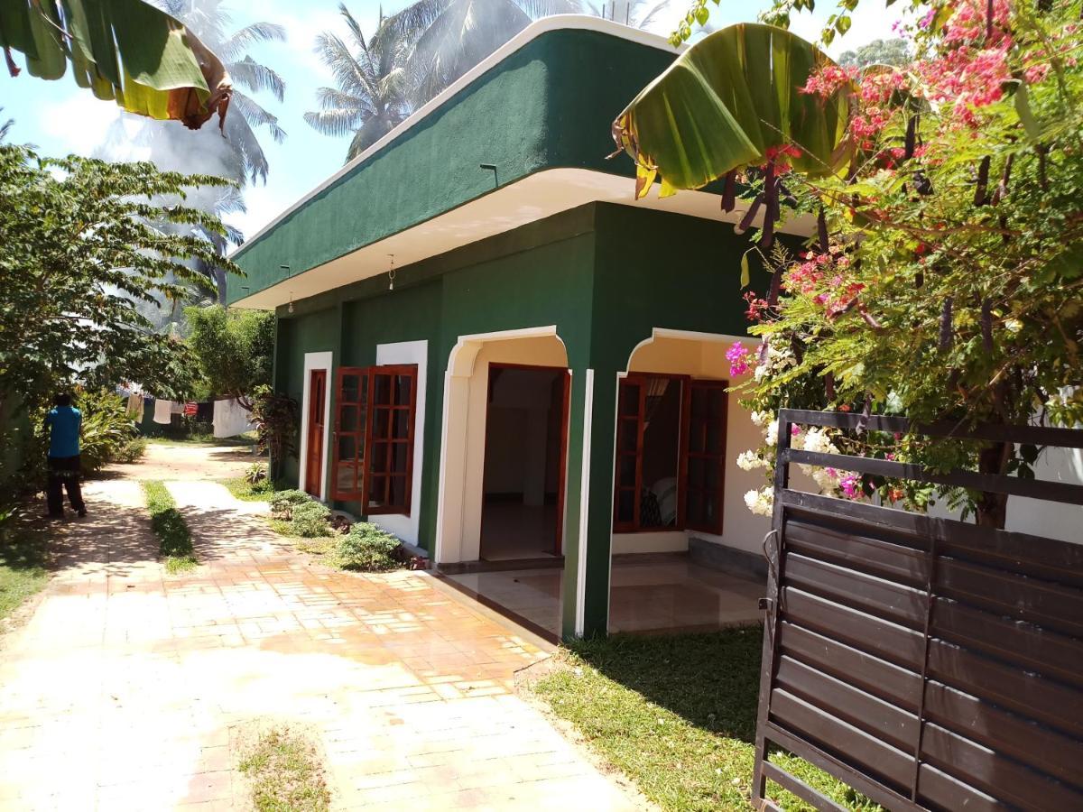 Inn On The Bay Home Passikudah Extérieur photo